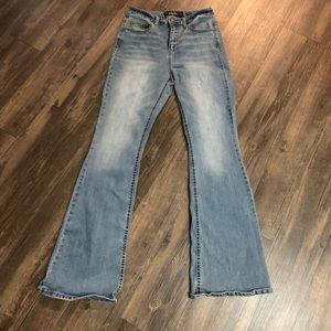 Indigo Rein Wide Leg Jeans 
SIZE:  9,   W 28 L 32 1/2